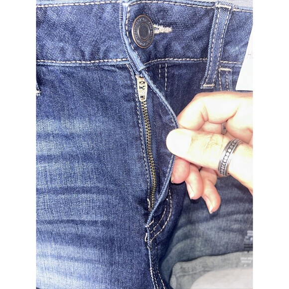 NEW SO Womens Blue Stretch Denim Distressed High Rise Shortie Shorts Size 9 BNWT - Picture 6 of 12